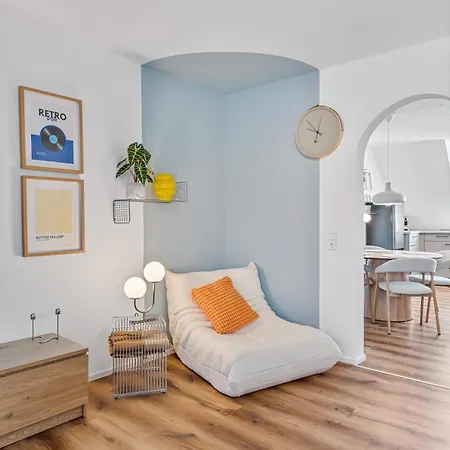 Whonap - Stadhus I Kueche I Zentral I A81 I Business Neuenstadt am Kocher