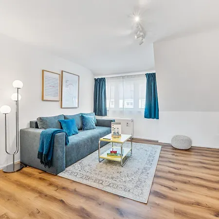 Helle Mit Kueche I Zentral Am Kocher I A81-nah Apartmán