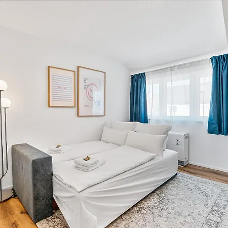 Whonap - Stadhus I Kueche I Zentral I A81 I Business Neuenstadt am Kocher